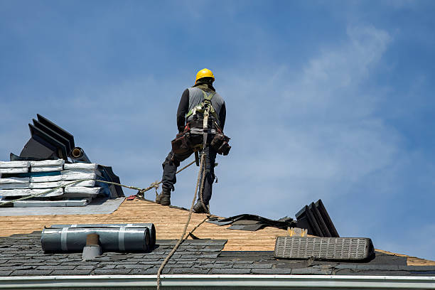 Professional Gutter Installation technician working in Hartville, OH
